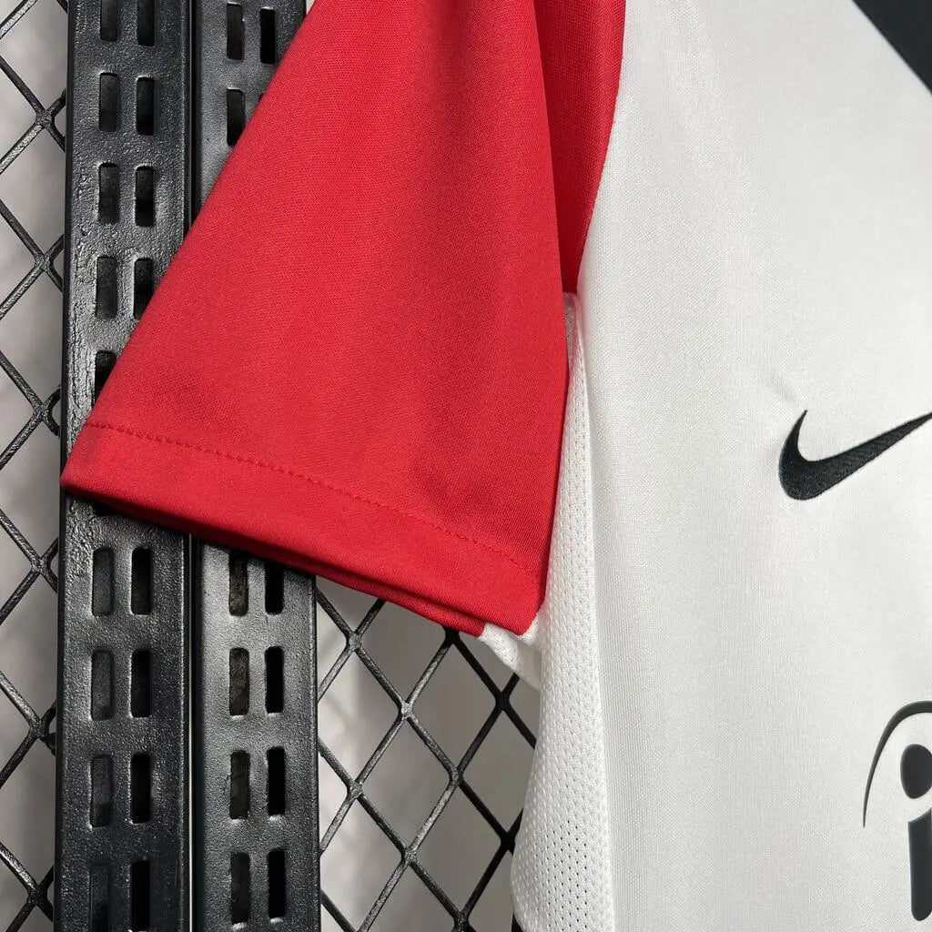 2024/2025 Eintracht Frankfurt Home Football Jersey