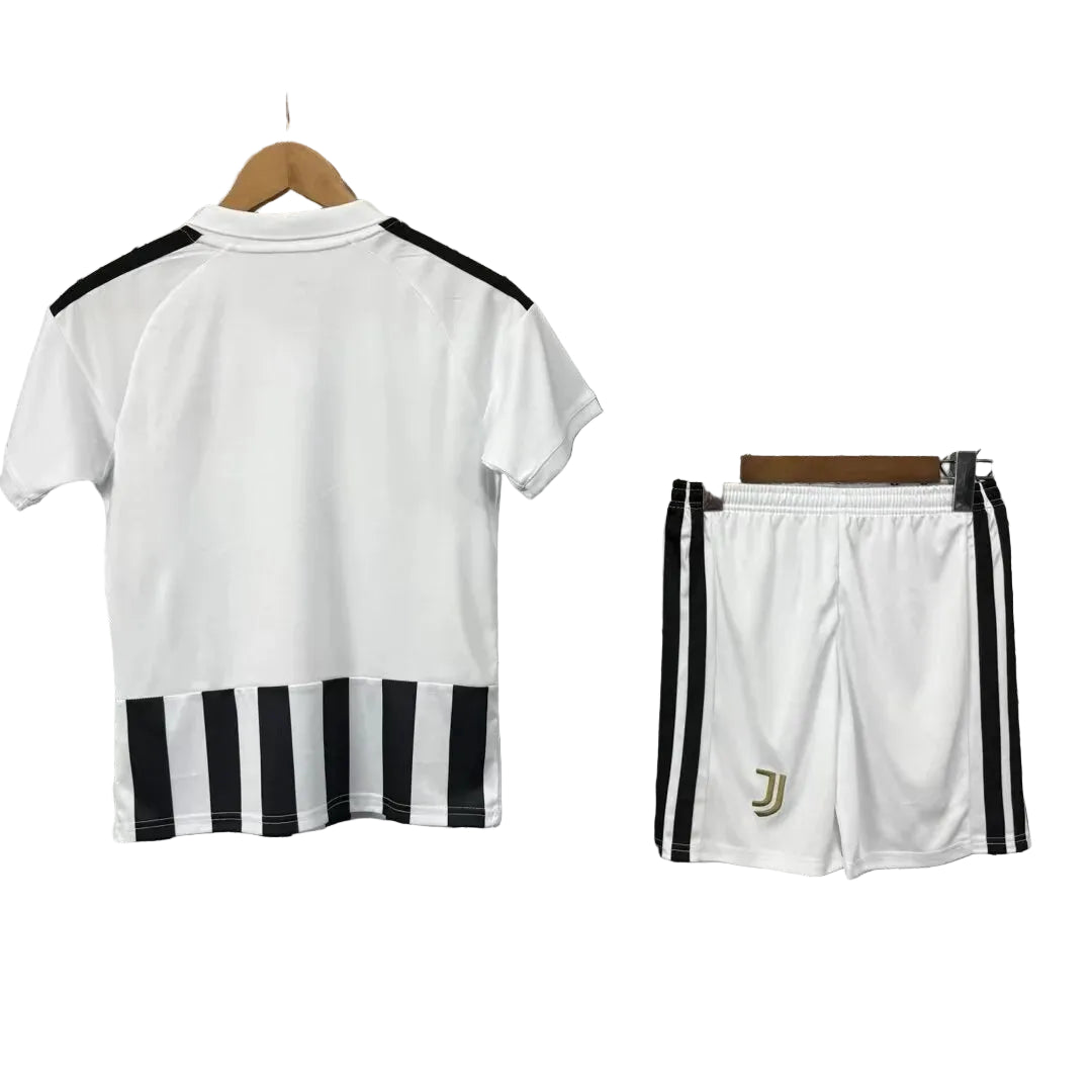 2026/27 Kids Juventus Home Football Kit