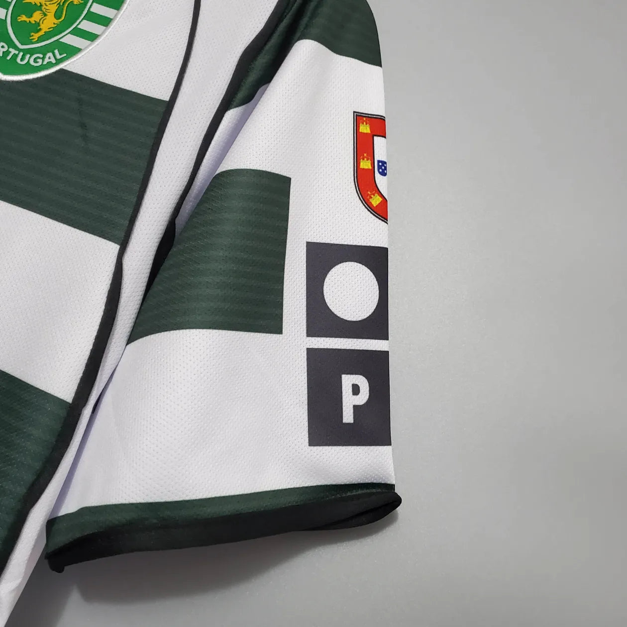 2002/2003 Retro Sporting Lisbon Home Football Jersey