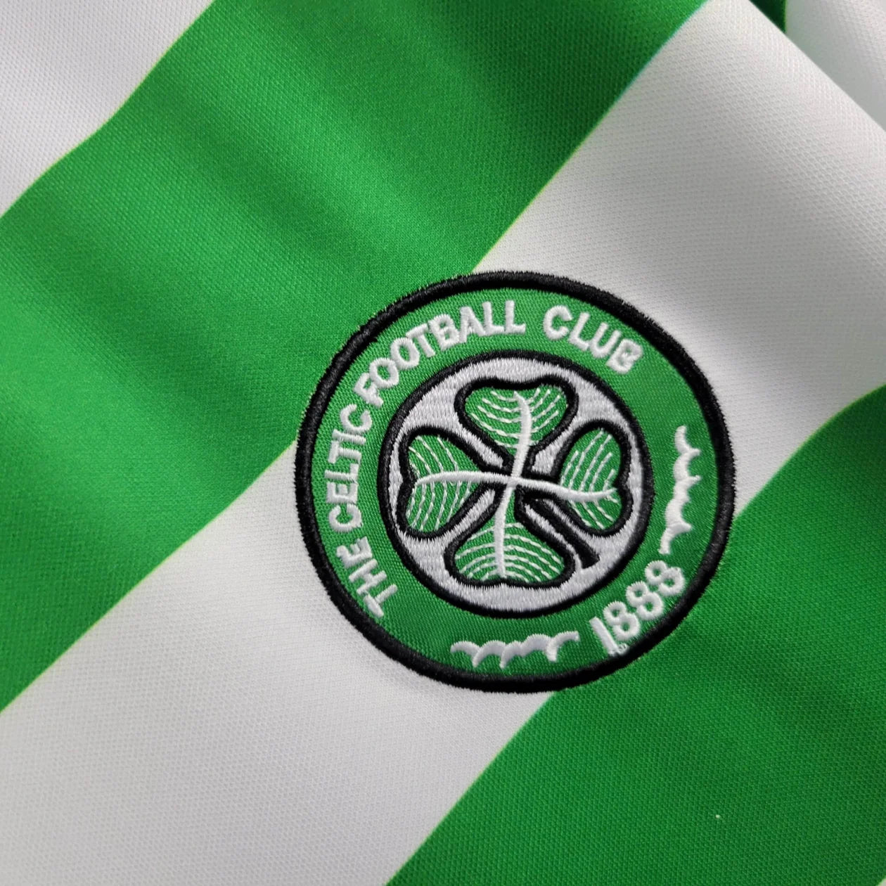 2001/2003 Retro Celtic Home Football Jersey