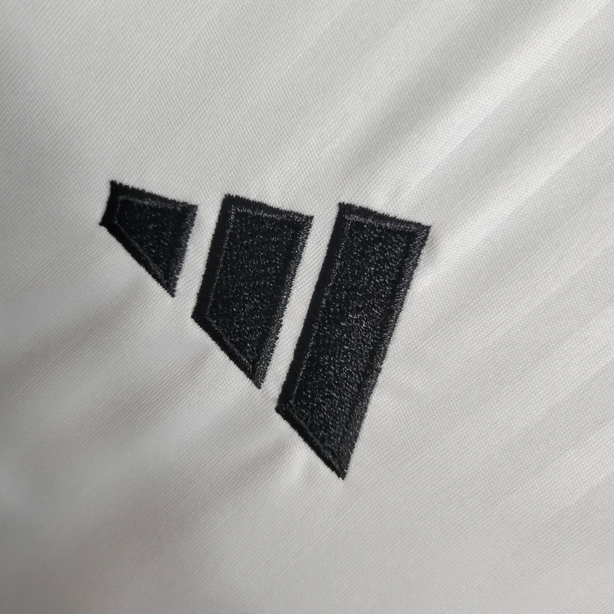 2023/2024 Fulham Home Football Jersey