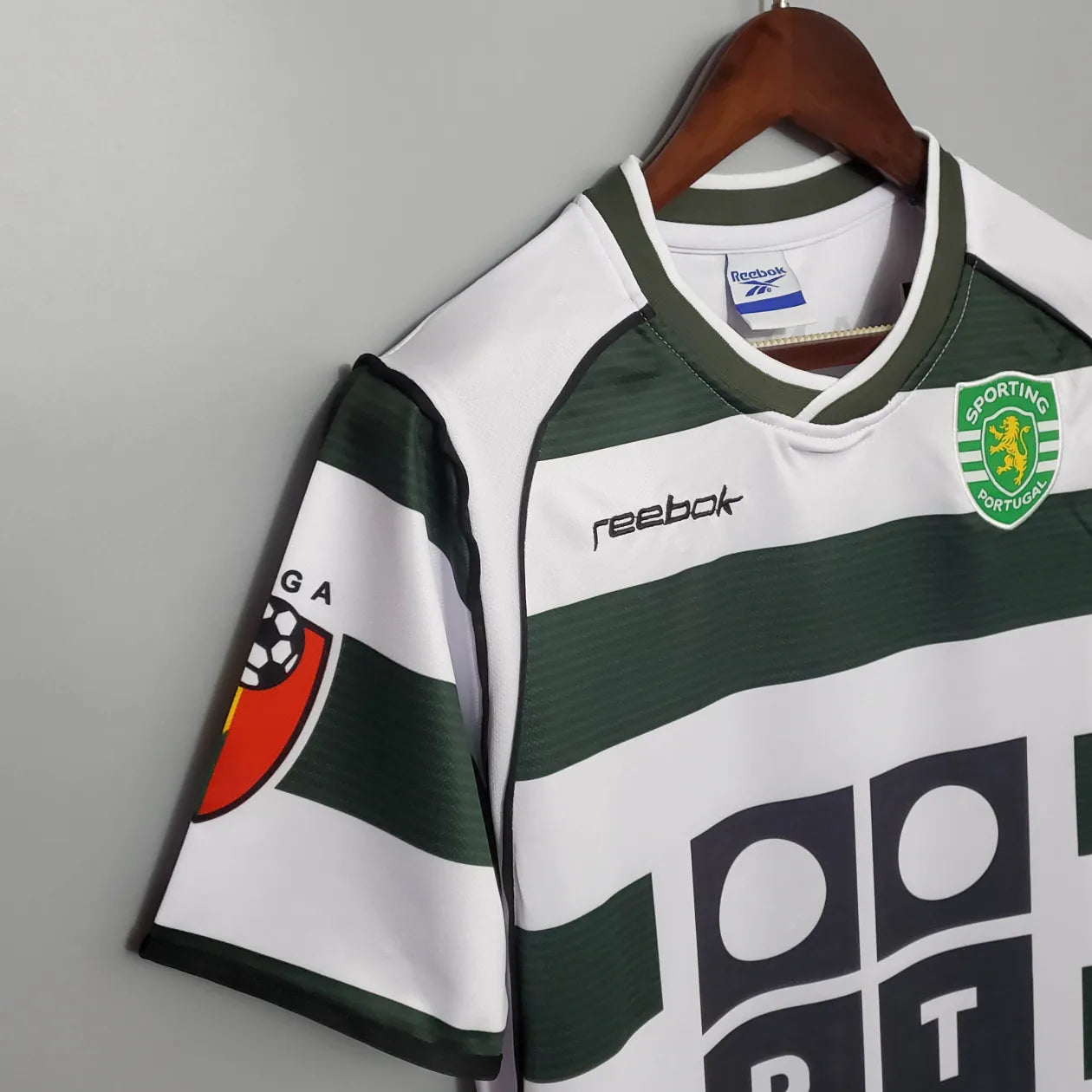 2002/2003 Retro Sporting Lisbon Home Football Jersey