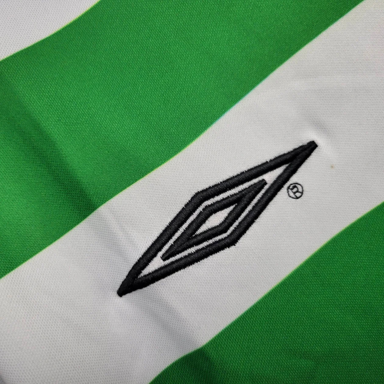 2001/2003 Retro Celtic Home Football Jersey