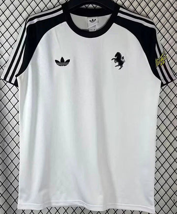 2026/2027 Juventus Fan T-shirt